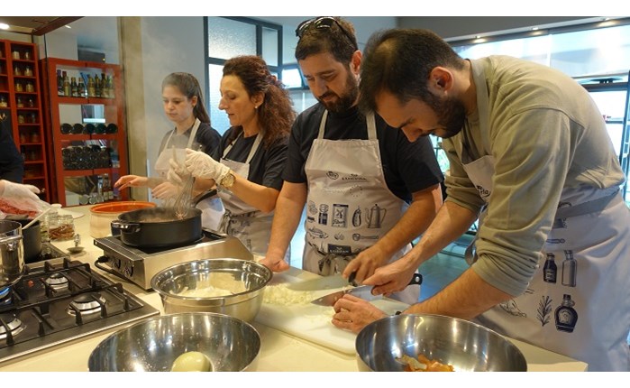 KPMG: Διοργάνωσε το Cook for Good