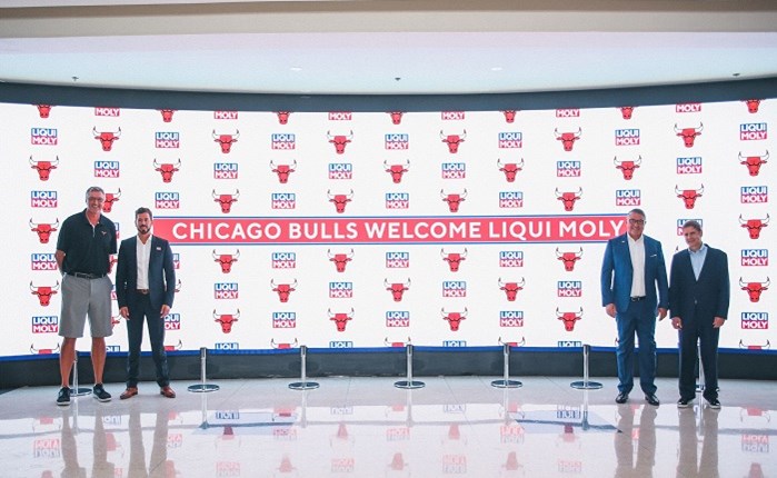 Η Liqui Molly συνεργάζεται με τους Chicago Bulls