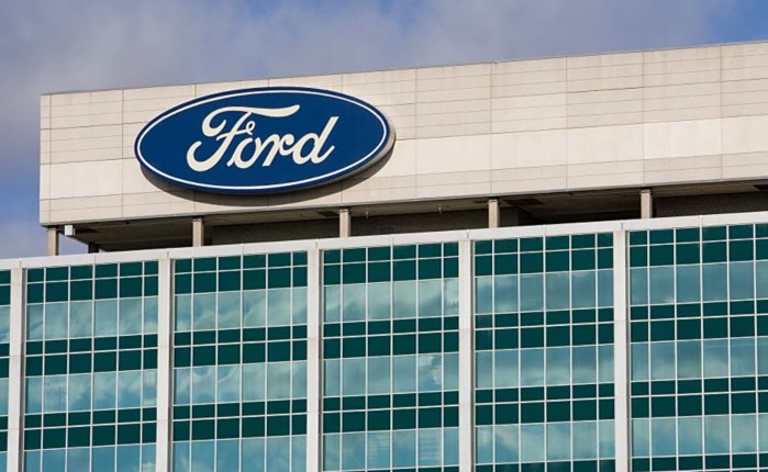 Ford: Περικόπτει 2.900 θέσεις εργασίας στην Κολωνία