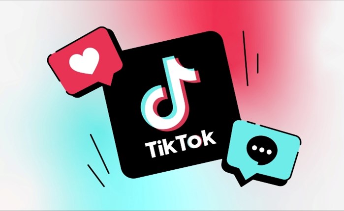 Bloomberg: Ο Ίλον Μασκ συζητά την εξαγορά του TikTok στις ΗΠΑ