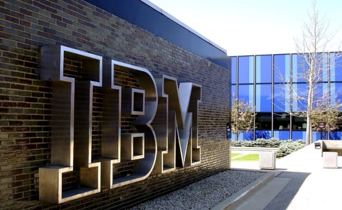 IBM: Μεγάλη κερδοφορία με ώθηση από το AI - Στα 17,55 δισ. δολάρια τα έσοδα το δ΄ τρίμηνο 2024